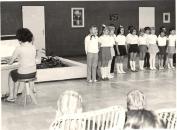 Konala se představení pro rodiče a přátele školy - 80. léta 20. stol. [nové okno]